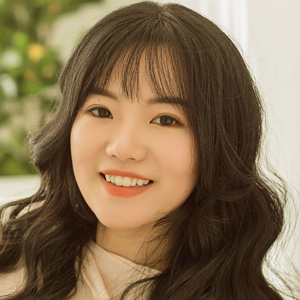 Ariel Zhang 300x300 Ariel Zhang Author