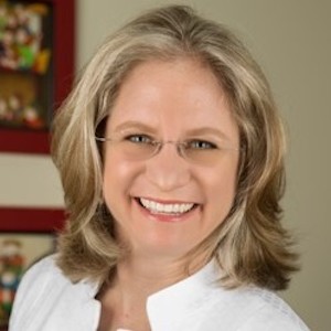 2016 Headshot by Piano Reduced Web Ready Kerstin Decook Headshot