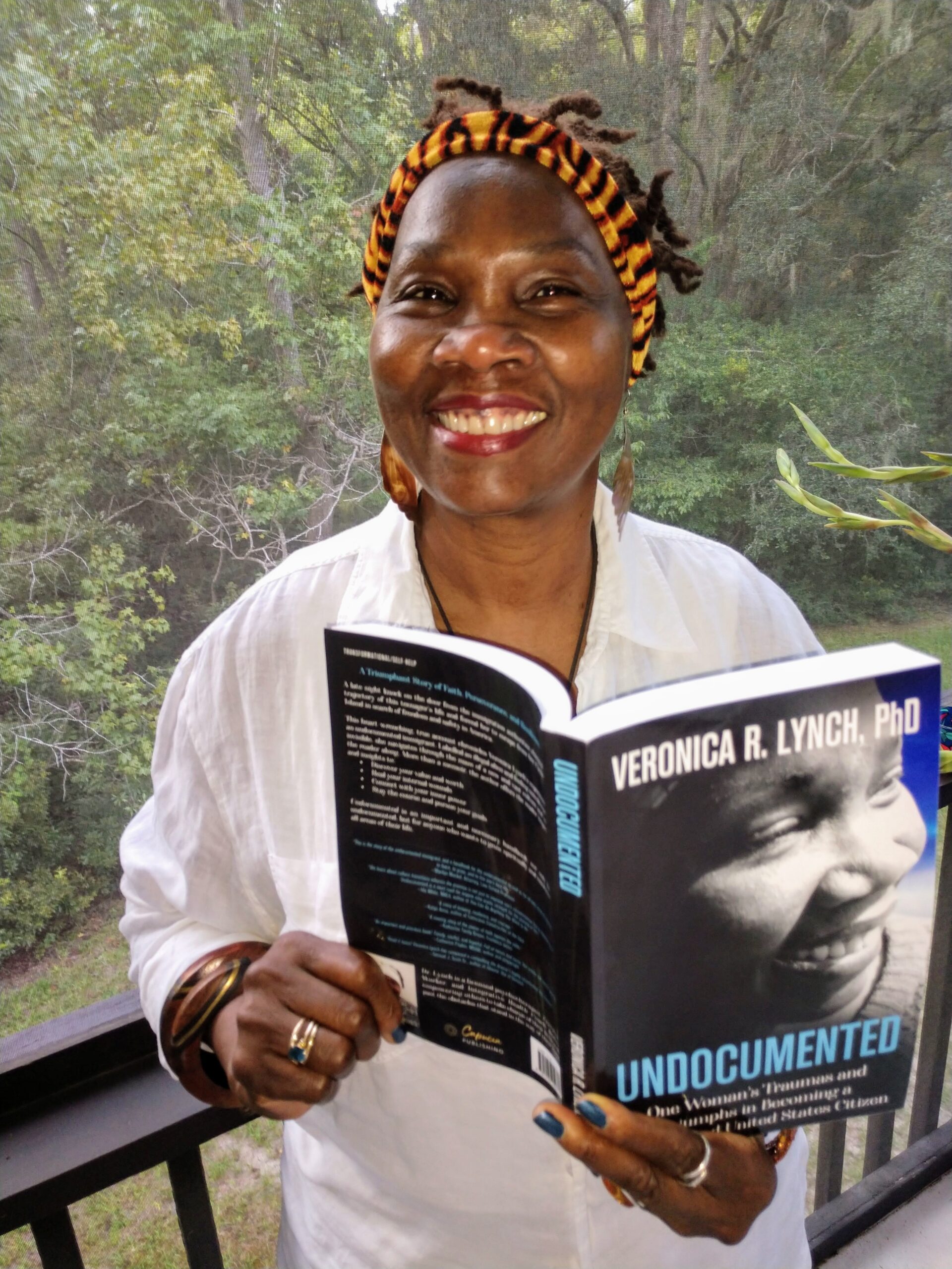 Veronica Lynch holding book (1)
