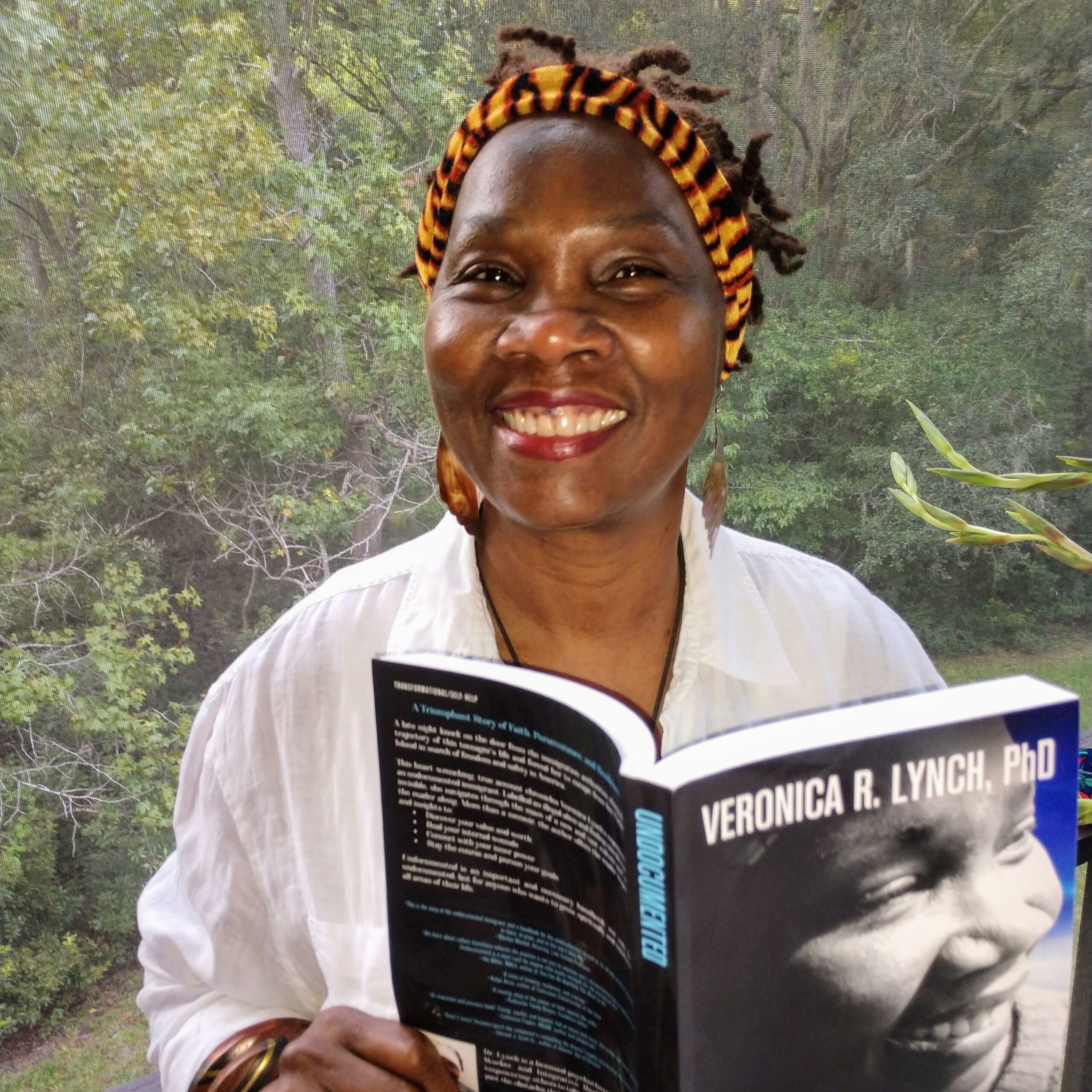 Veronica Lynch holding book